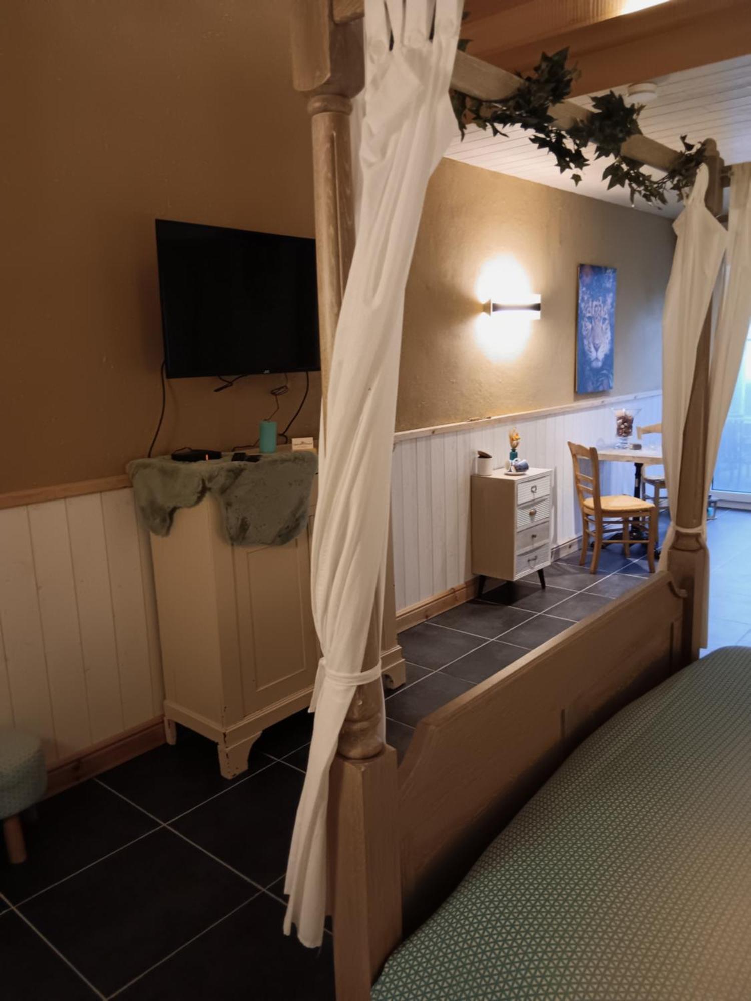 Quarterhouse Bed & Breakfast